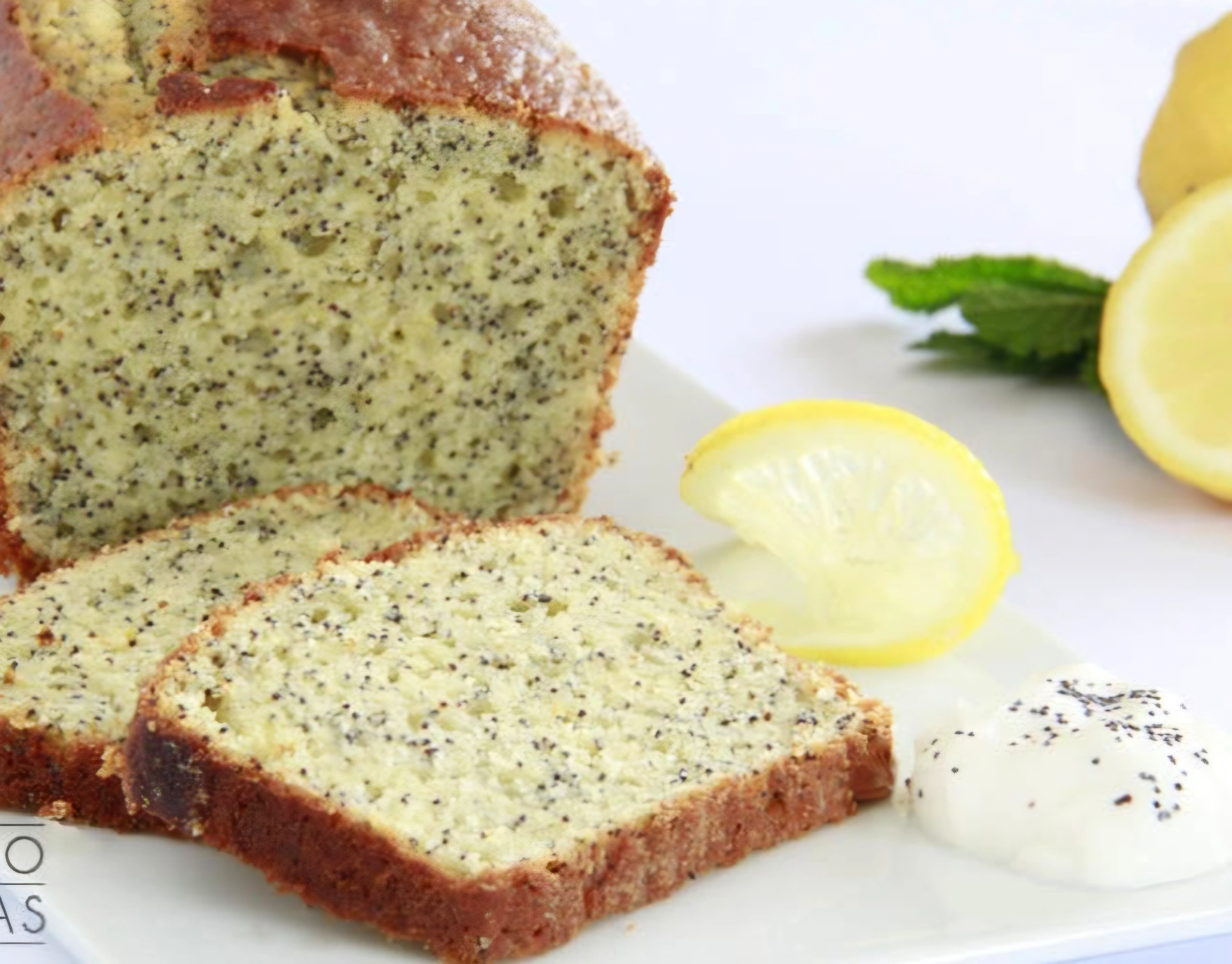 MI PAN DE LIMÓN CON SEMILLAS DE AMAPOLAS
